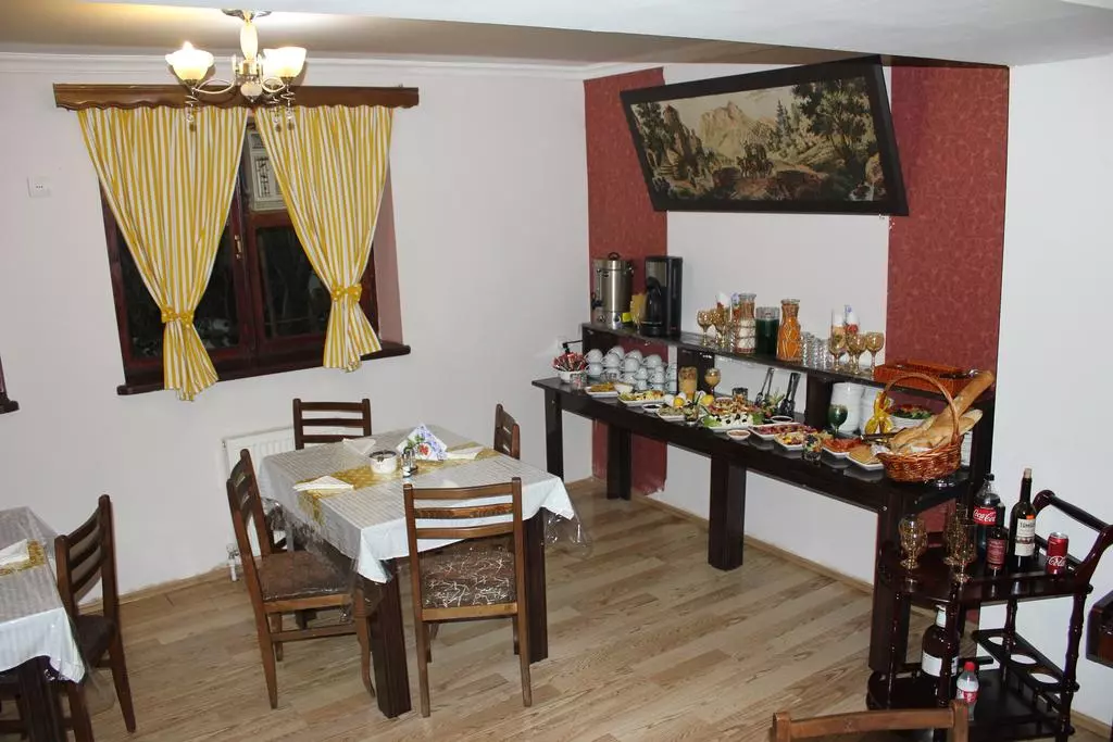 دژاوو هتل تفلیس-5149